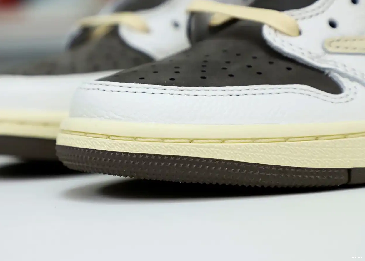 MOCHA X SCOTT 1 JORDAN TRAVIS OG AIR REVERSE LOW 0619